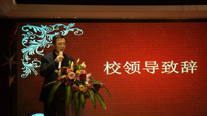 内存芯片规格参数对比：揭秘性能背后的秘密